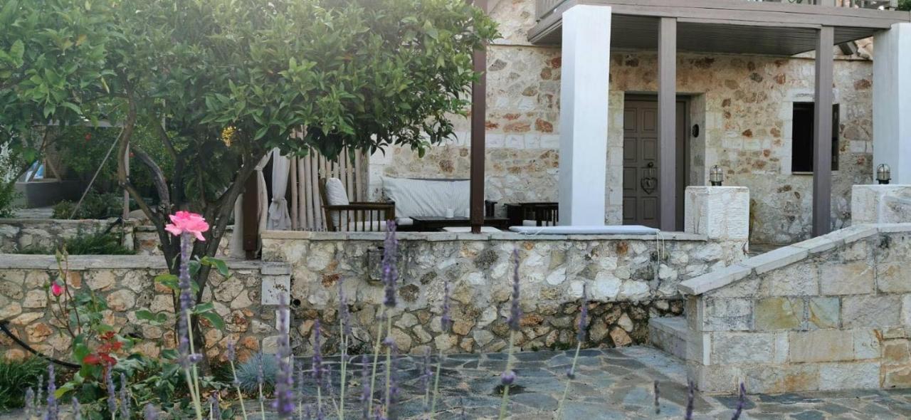Pesádha Ploes Luxury Cottages מראה חיצוני תמונה